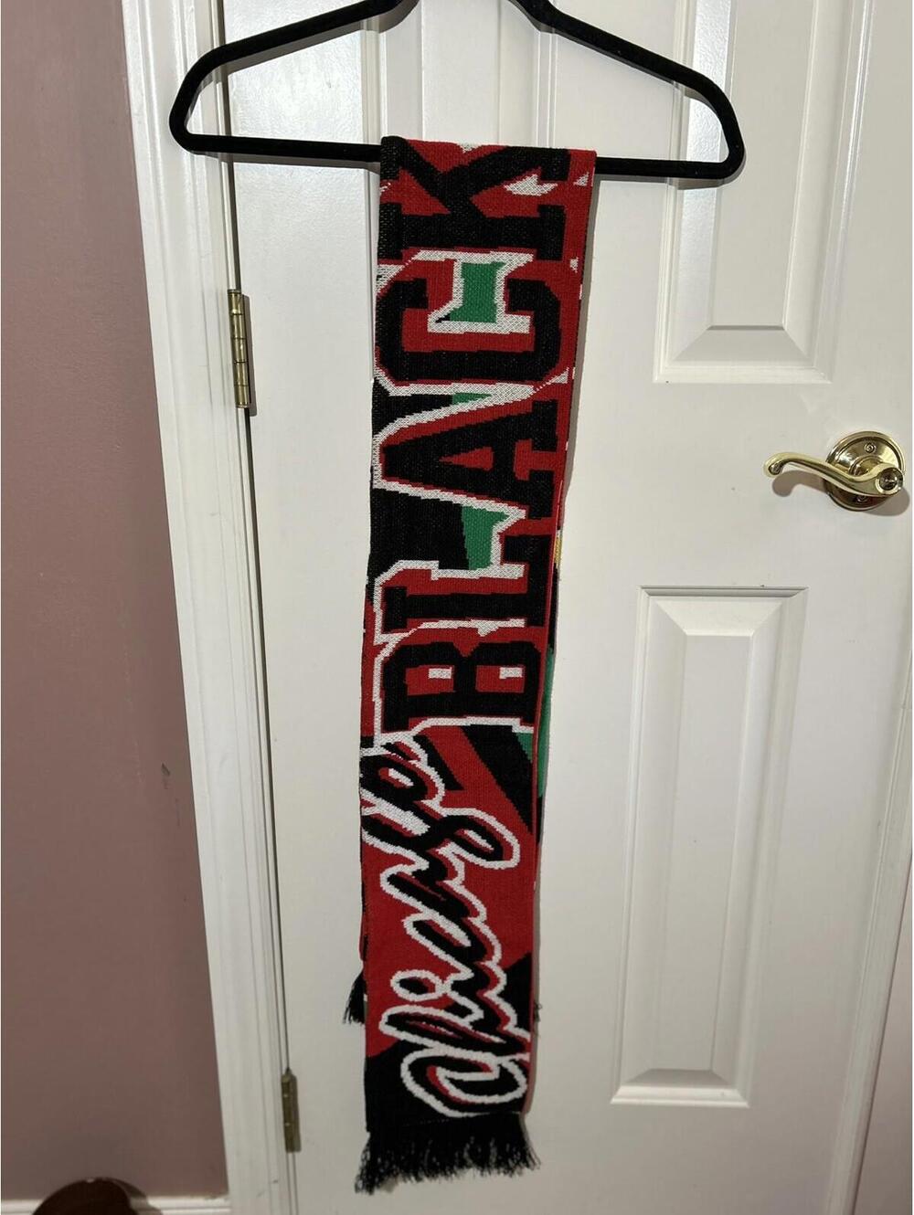 Reebok Chicago Blackhawks Scarf Face Off Collection 2013 NHL Hockey